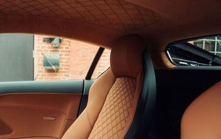 Audi R8, 2024 год, 27 000 000 рублей, 8 фотография