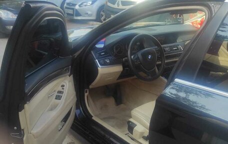 BMW 5 серия, 2013 год, 1 700 000 рублей, 3 фотография