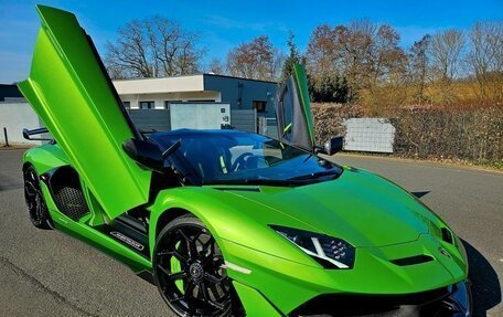 Lamborghini Aventador I рестайлинг, 2021 год, 72 000 000 рублей, 2 фотография