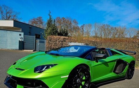 Lamborghini Aventador I рестайлинг, 2021 год, 72 000 000 рублей, 3 фотография