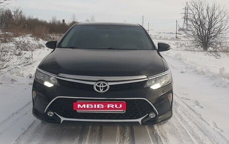 Toyota Camry, 2015 год, 2 125 000 рублей, 3 фотография