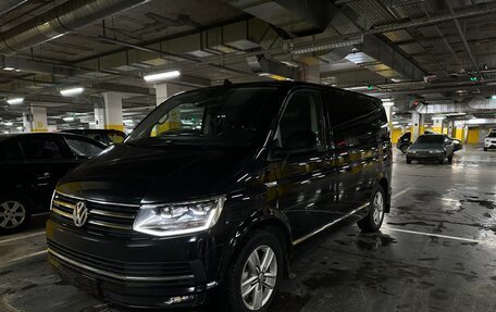 Volkswagen Multivan T6 рестайлинг, 2018 год, 5 450 000 рублей, 8 фотография