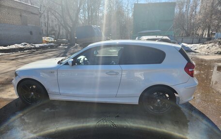 BMW 1 серия, 2008 год, 1 890 000 рублей, 3 фотография