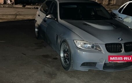 BMW 3 серия, 2006 год, 1 150 000 рублей, 2 фотография