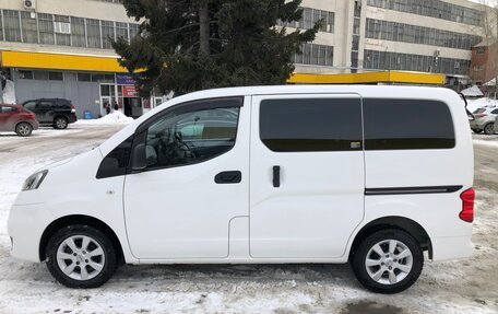 Nissan NV200, 2018 год, 1 690 000 рублей, 2 фотография