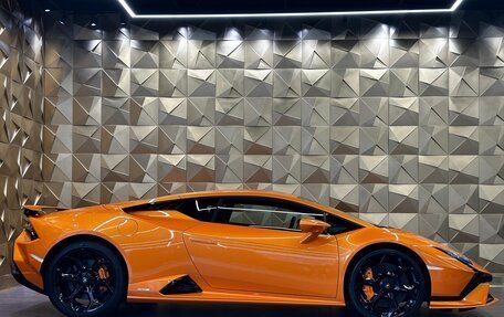 Lamborghini Huracán, 2023 год, 54 700 000 рублей, 2 фотография