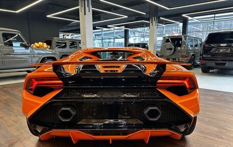 Lamborghini Huracán, 2023 год, 54 700 000 рублей, 6 фотография