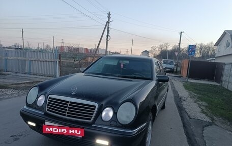Mercedes-Benz E-Класс, 1996 год, 300 000 рублей, 2 фотография