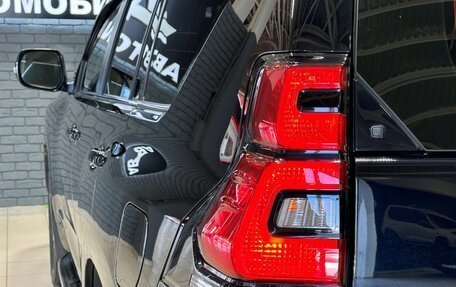 Toyota Land Cruiser Prado 150 рестайлинг 2, 2018 год, 5 787 000 рублей, 6 фотография