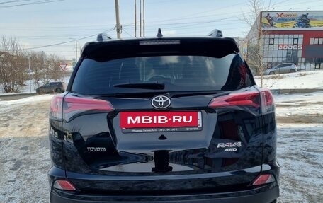 Toyota RAV4, 2018 год, 3 550 000 рублей, 2 фотография