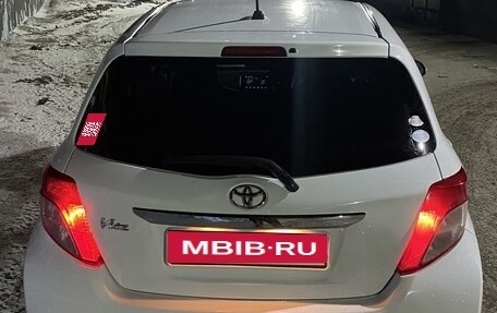 Toyota Vitz, 2012 год, 735 000 рублей, 6 фотография