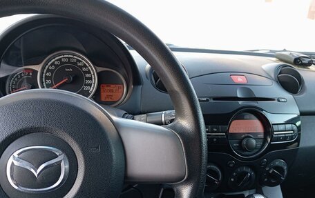 Mazda 2 III, 2012 год, 850 000 рублей, 2 фотография