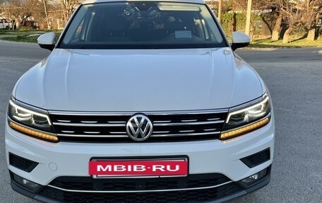 Volkswagen Tiguan II, 2018 год, 3 150 000 рублей, 10 фотография