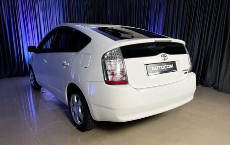 Toyota Prius, 2011 год, 1 200 000 рублей, 4 фотография