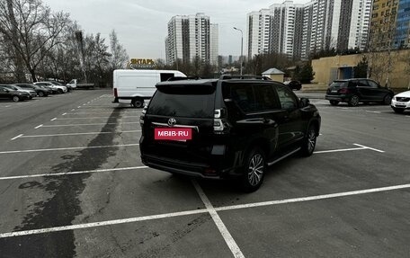 Toyota Land Cruiser Prado 150 рестайлинг 2, 2021 год, 9 500 000 рублей, 4 фотография