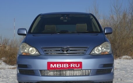 Toyota Ipsum II, 2004 год, 1 250 000 рублей, 3 фотография