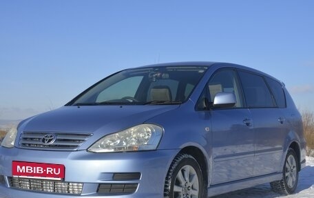 Toyota Ipsum II, 2004 год, 1 250 000 рублей, 2 фотография