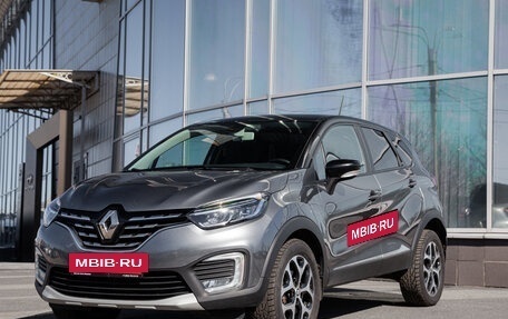 Renault Kaptur I рестайлинг, 2020 год, 1 877 000 рублей, 2 фотография