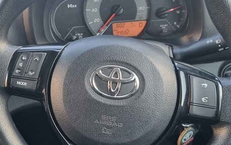 Toyota Vitz, 2017 год, 1 150 000 рублей, 5 фотография