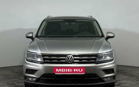 Volkswagen Tiguan II, 2017 год, 1 840 000 рублей, 2 фотография