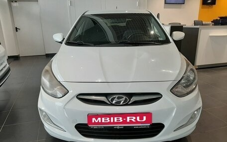 Hyundai Solaris II рестайлинг, 2012 год, 809 000 рублей, 2 фотография