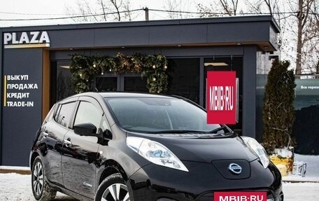 Nissan Leaf I, 2015 год, 915 000 рублей, 2 фотография