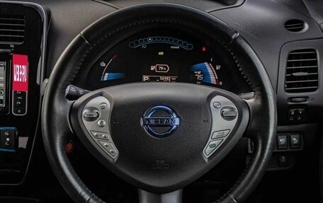 Nissan Leaf I, 2015 год, 915 000 рублей, 6 фотография