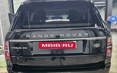 Land Rover Range Rover IV рестайлинг, 2018 год, 9 200 000 рублей, 5 фотография