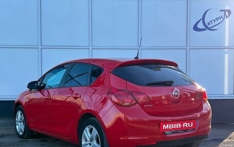 Opel Astra J, 2011 год, 785 000 рублей, 6 фотография