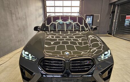 BMW X5 M, 2023 год, 22 800 000 рублей, 2 фотография