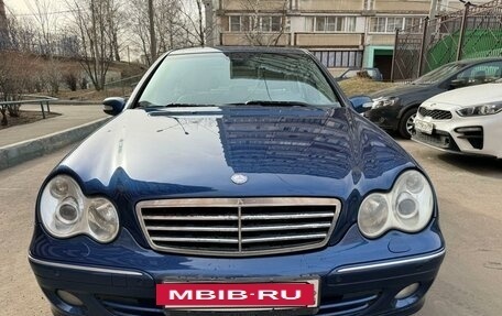 Mercedes-Benz C-Класс, 2006 год, 825 000 рублей, 2 фотография