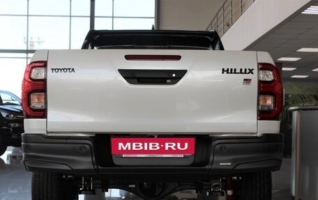 Toyota Hilux VIII, 2023 год, 7 500 000 рублей, 6 фотография