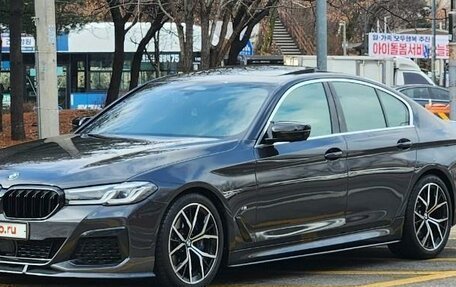 BMW 5 серия, 2021 год, 3 990 000 рублей, 2 фотография