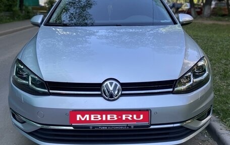 Volkswagen Golf VII, 2018 год, 2 200 000 рублей, 2 фотография
