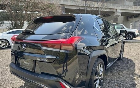 Lexus UX I, 2020 год, 2 950 000 рублей, 7 фотография