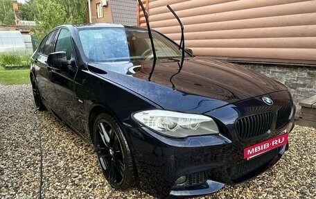 BMW 5 серия, 2012 год, 2 500 000 рублей, 3 фотография