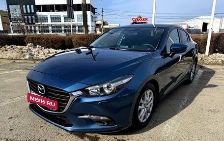 Mazda 3, 2018 год, 1 780 000 рублей, 2 фотография