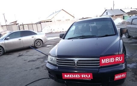 Mitsubishi Chariot III, 1998 год, 400 000 рублей, 2 фотография