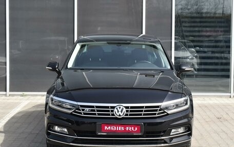 Volkswagen Passat B8 рестайлинг, 2017 год, 2 830 000 рублей, 3 фотография