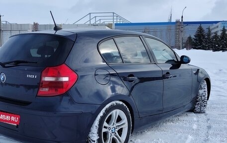 BMW 1 серия, 2008 год, 830 000 рублей, 4 фотография