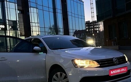 Volkswagen Jetta VI, 2015 год, 1 200 000 рублей, 3 фотография