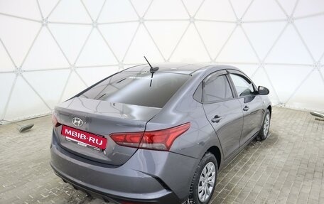 Hyundai Solaris II рестайлинг, 2021 год, 1 720 000 рублей, 3 фотография