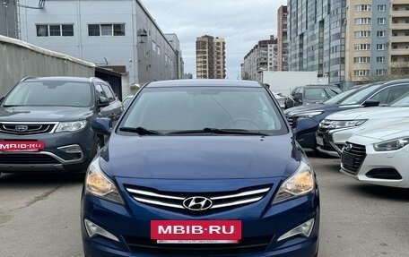 Hyundai Solaris II рестайлинг, 2015 год, 999 000 рублей, 2 фотография