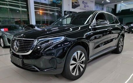 Mercedes-Benz EQC, 2022 год, 4 499 999 рублей, 3 фотография