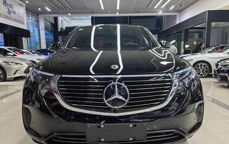 Mercedes-Benz EQC, 2022 год, 4 499 999 рублей, 2 фотография
