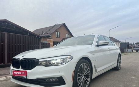 BMW 5 серия, 2018 год, 3 050 000 рублей, 3 фотография