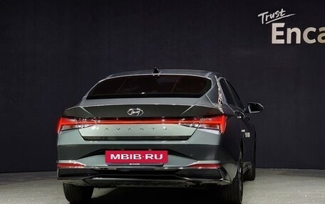 Hyundai Avante, 2021 год, 2 400 000 рублей, 4 фотография