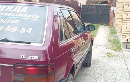 Mazda 323, 1987 год, 240 000 рублей, 4 фотография