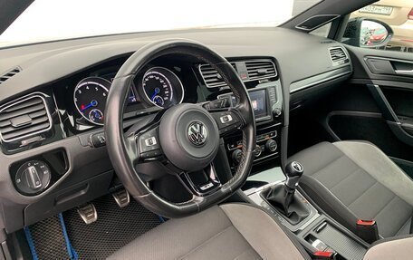 Volkswagen Golf R VII, 2016 год, 3 598 900 рублей, 5 фотография