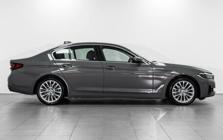 BMW 5 серия, 2020 год, 4 674 000 рублей, 5 фотография